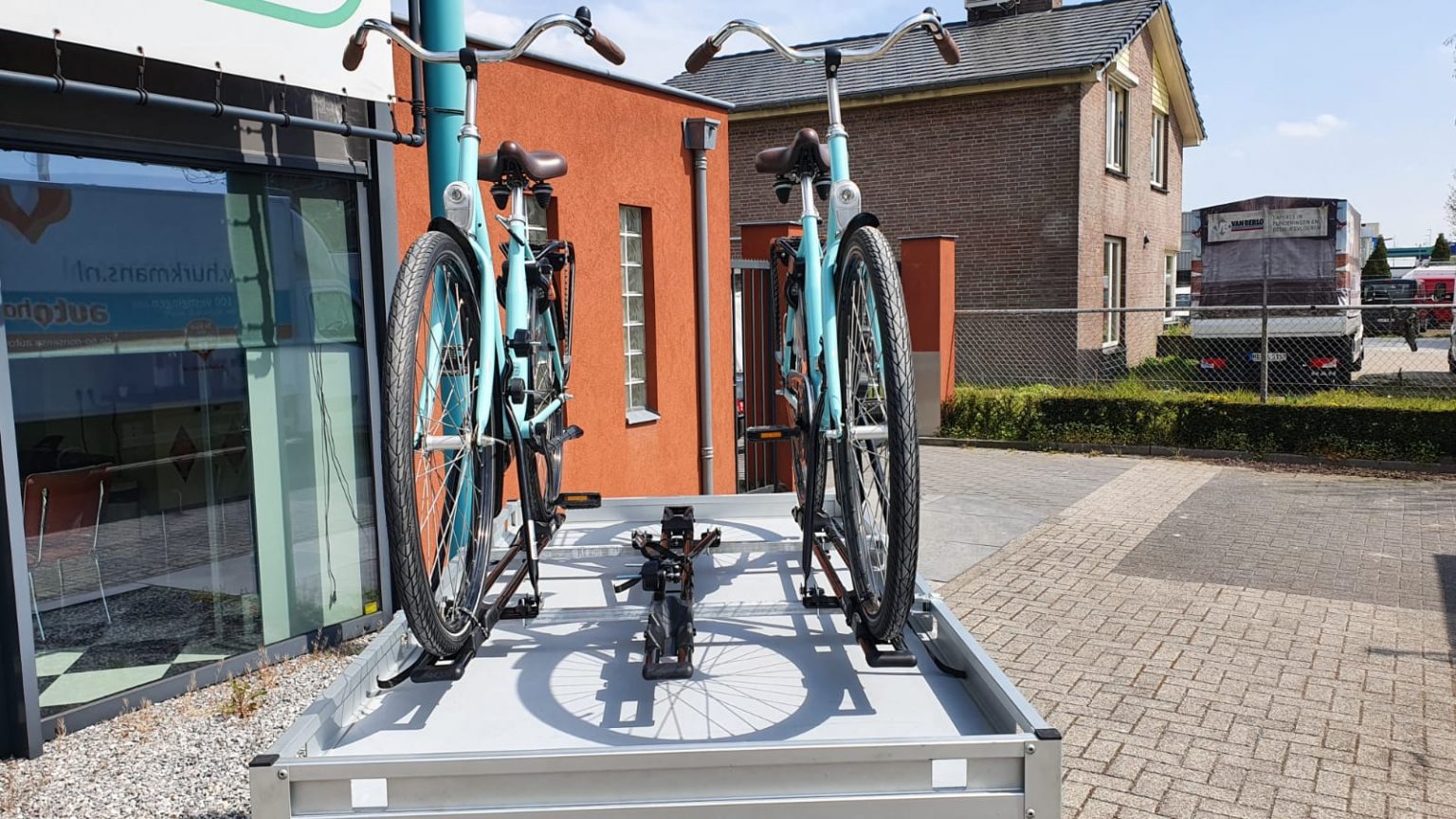 Fietsen vervoeren op bagagewagen Van Berkel Aanhangwagens
