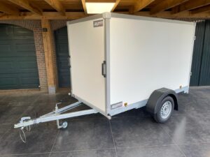 Power-Trailer PS2 type 7 gesloten enkelasser ongeremd L.257 x Br.157 x H.150cm